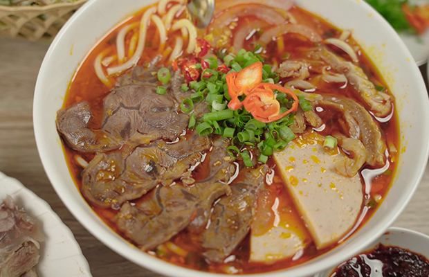 Bún bò Huế